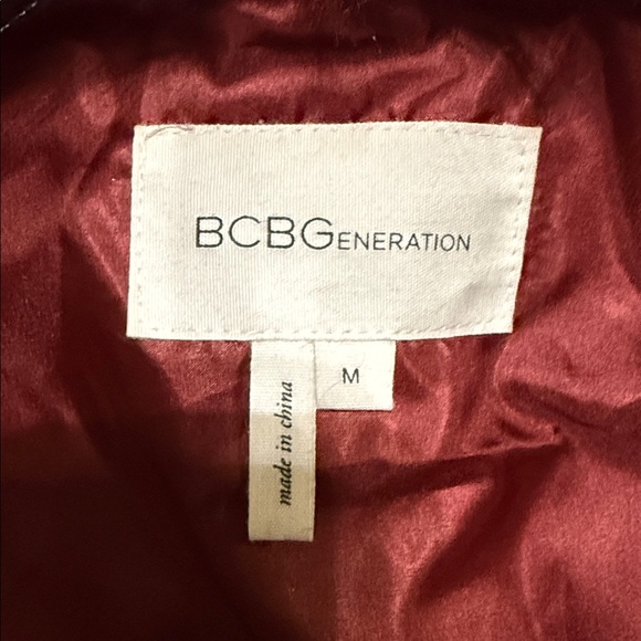 BCBGeneration Faux Fur Vest Sz Medium - Picture 10 of 12